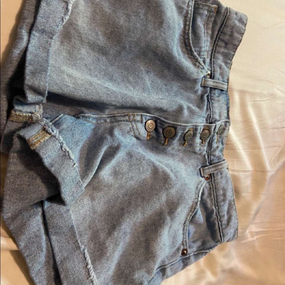 AERO mom shorts